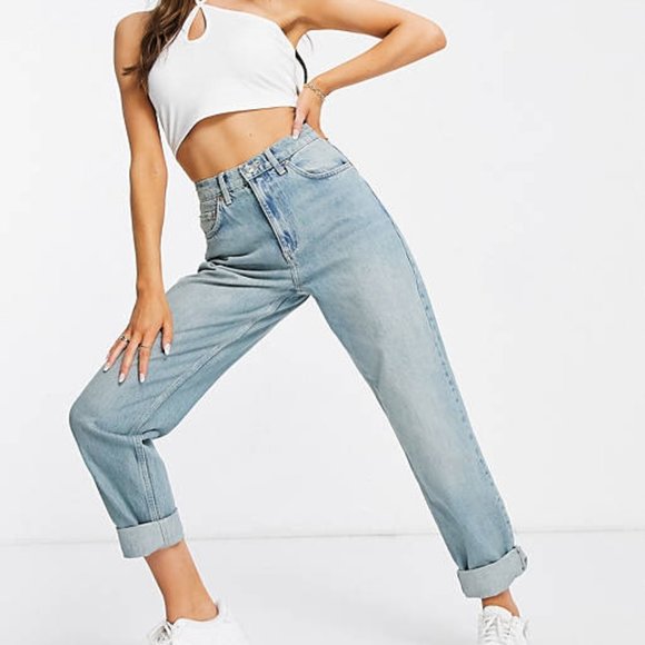 ASOS DESIGN high rise 'slouchy' mom jean in vintage midwash - Picture 5 of 5